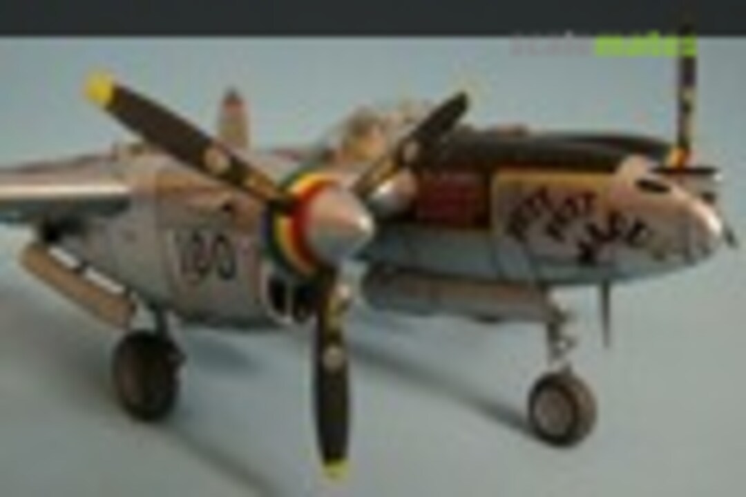 Lockheed P-38L Lightning 1:48