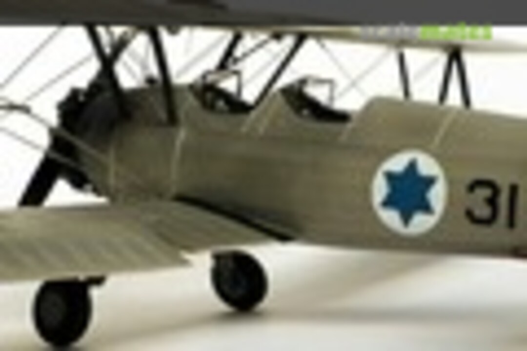Stearman PT-17 Kaydet 1:32