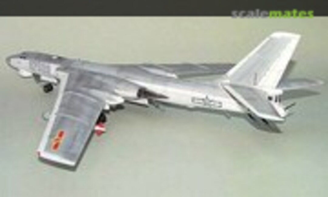 Xian H-6D Badger 1:72