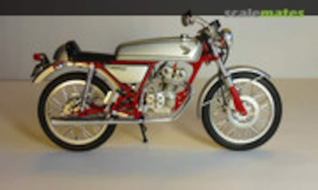 Honda Dream 50 1:12