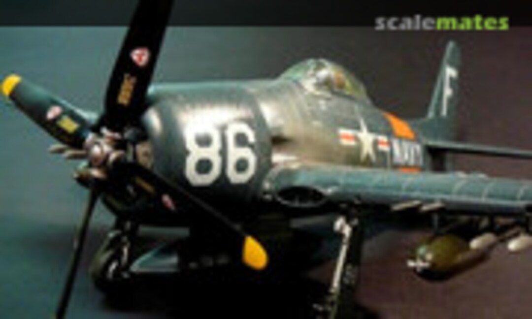Grumman F8F-1B Bearcat 1:32