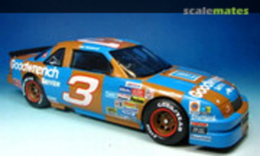 1992 Chevrolet Lumina 1:24
