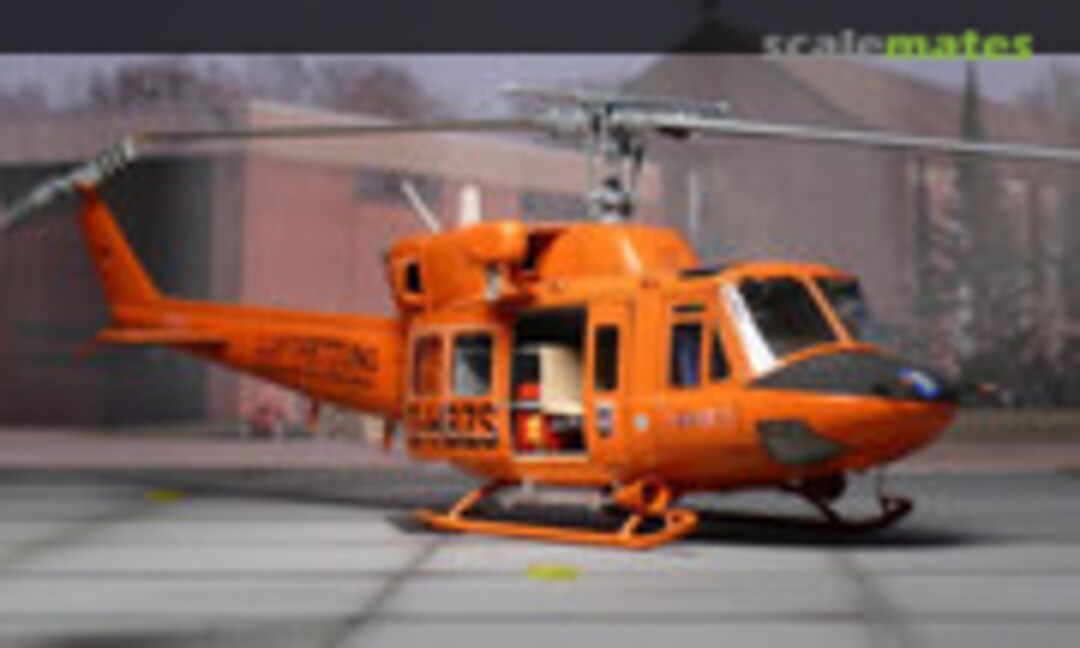 Bell 212 Twin Huey 1:48