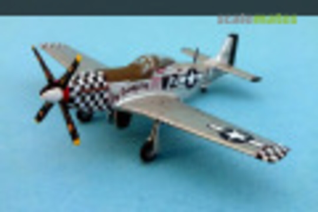 North American P-51D Mustang 1:144