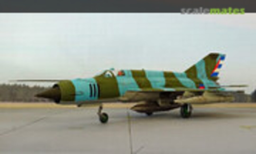 Mikoyan-Gurevich MiG-21R Fishbed-H 1:48