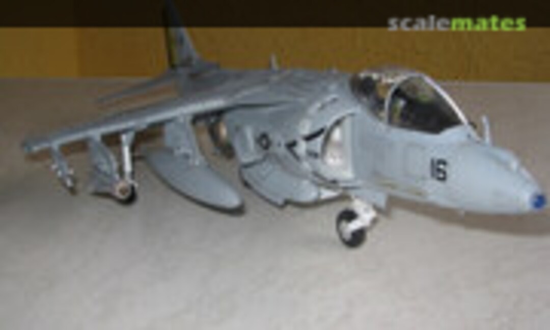 McDonnell Douglas AV-8B Harrier II 1:32