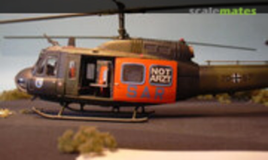 Bell UH-1D Huey 1:48