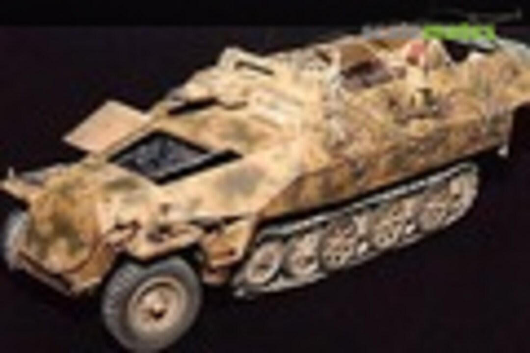 Sd.Kfz. 251/9 Ausf. D Stummel (early) 1:35