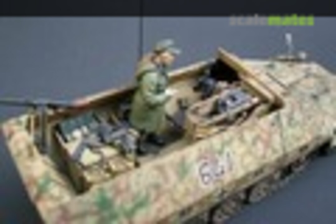 Sd.Kfz. 251/9 Ausf. D Stummel (early) 1:35