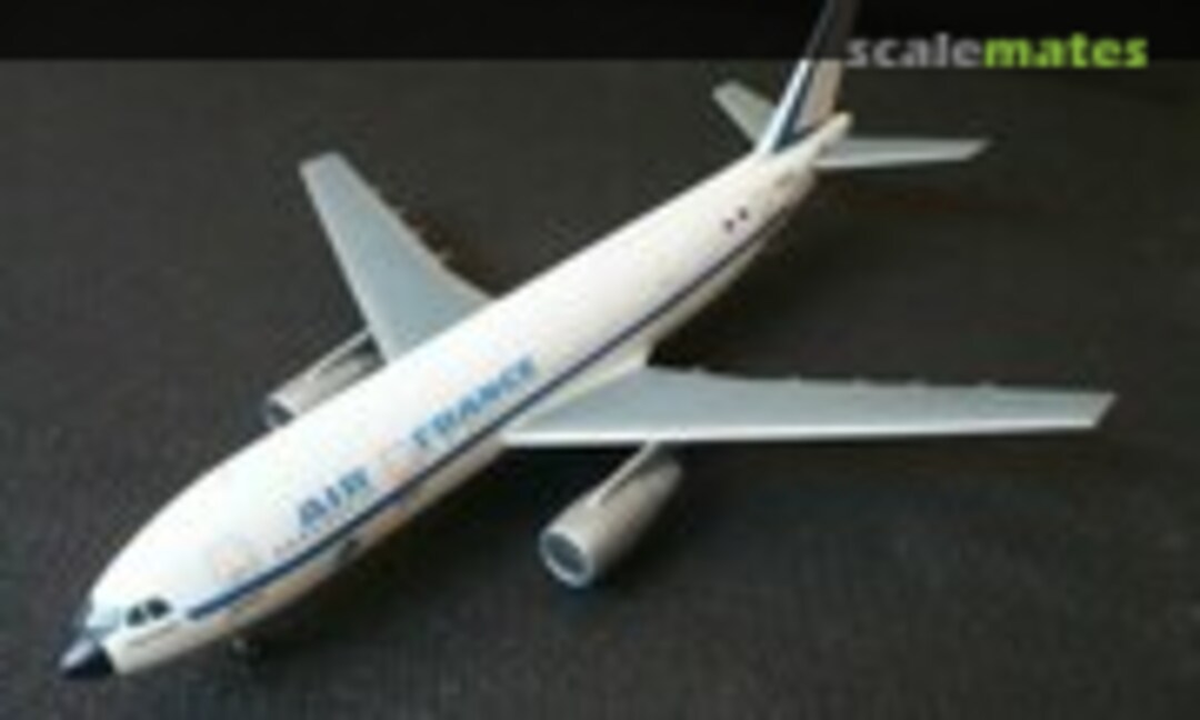 Airbus A300B4 1:144