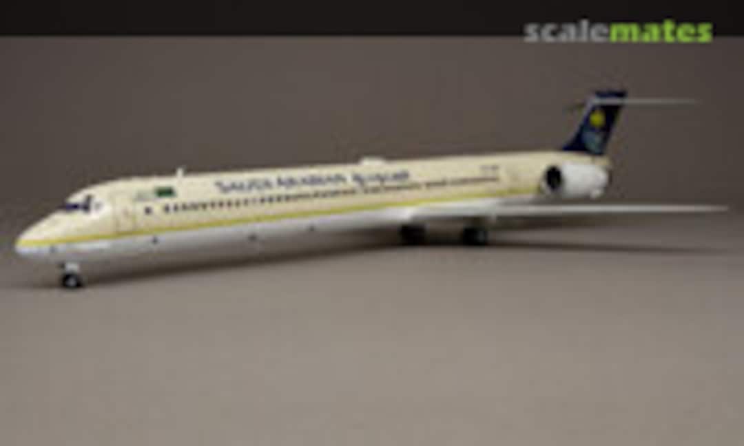 McDonnell Douglas MD-90 1:144