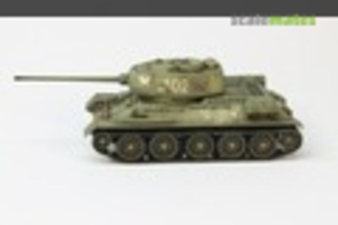 T-34-85 1:72