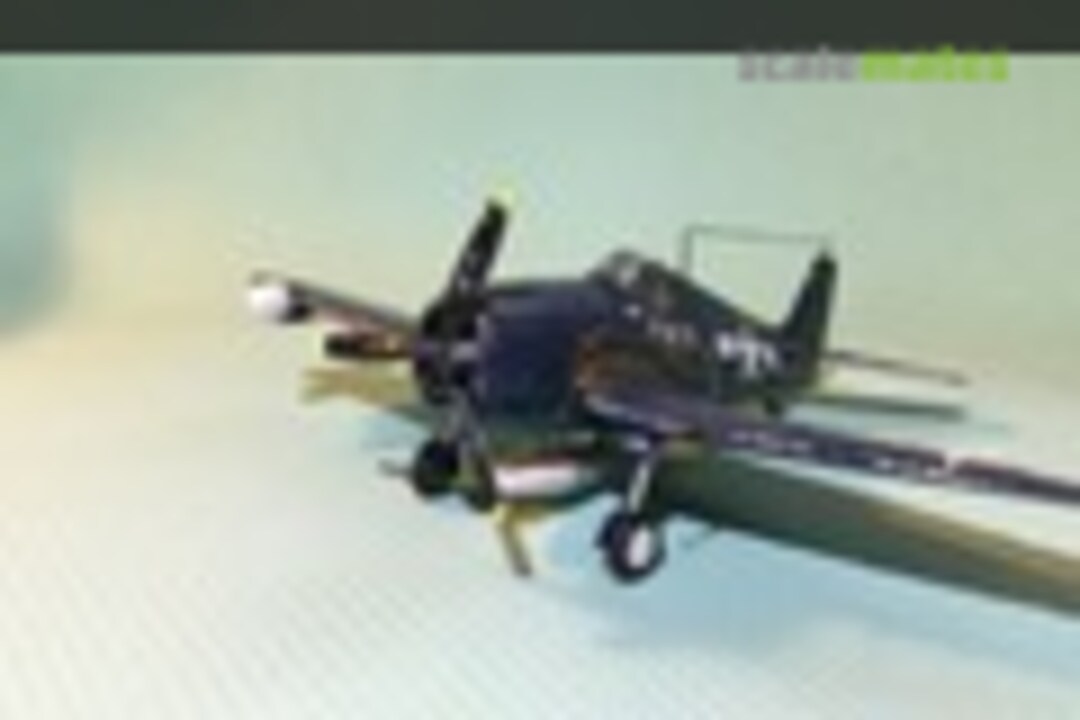 F6F-5N 1:72