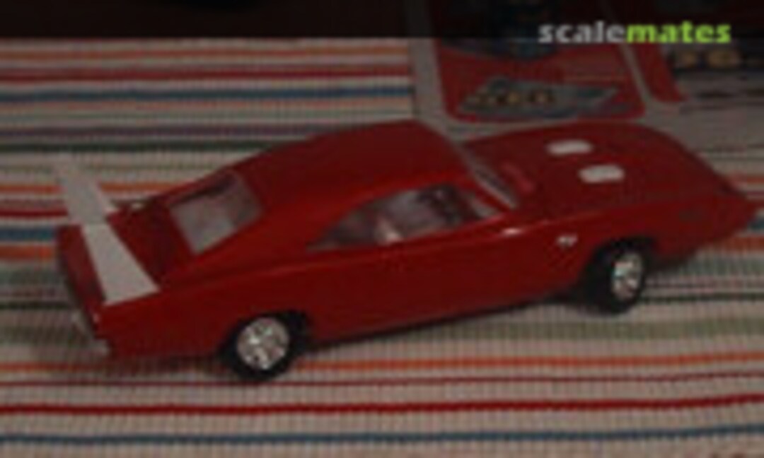 Dodge Charger Daytona 1:24