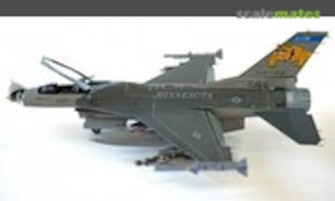 F-16 Kits Built 1:48