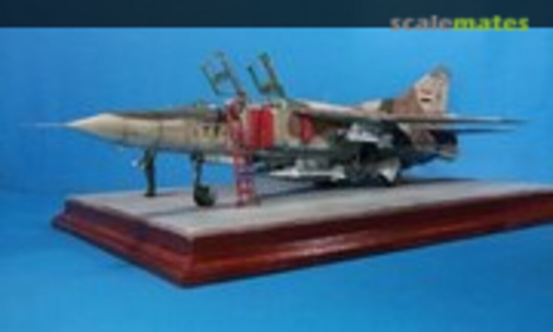Mikoyan-Gurevich MiG-23UB Flogger-C 1:48