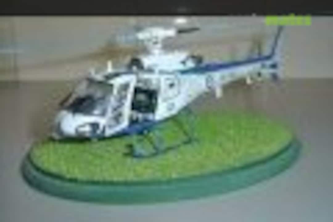 Eurocopter AS350 B Ecureuil 1:48