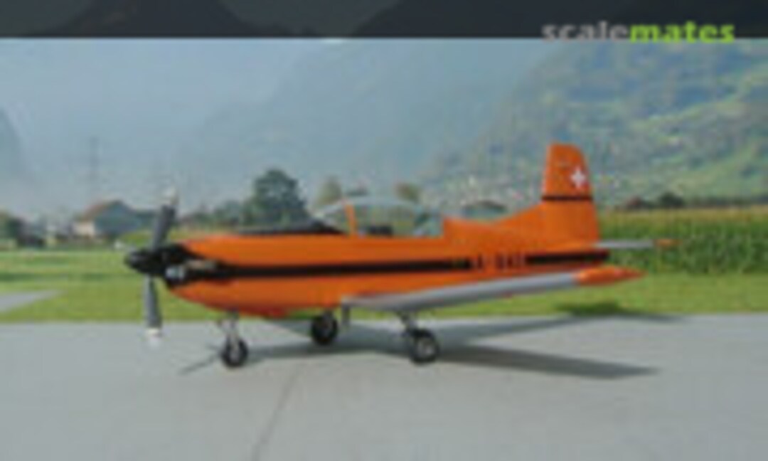 Pilatus PC-7 Turbo Trainer 1:72