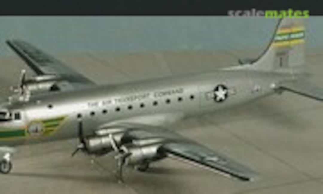 Douglas C-54 Skymaster 1:144