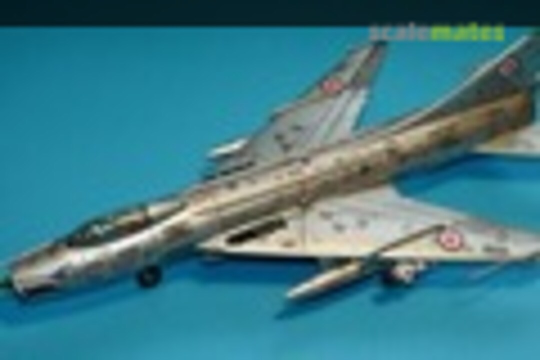 Sukhoi Su-7BKL Fitter-A 1:72