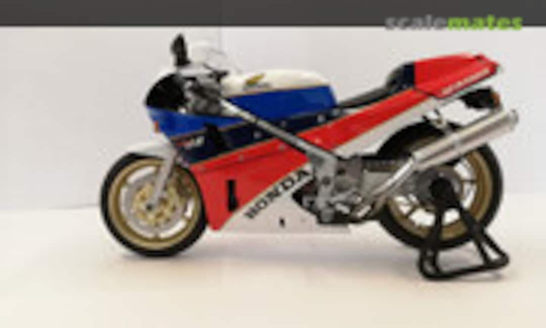 Honda RC30 1:12