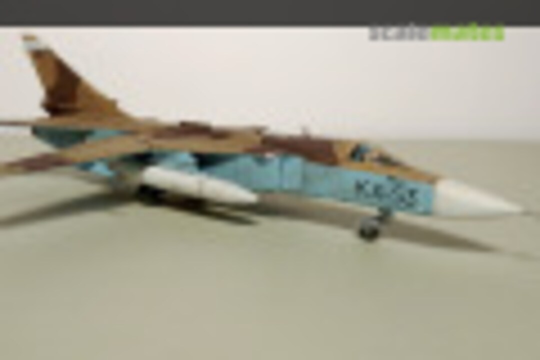 Sukhoi Su-24 Fencer 1:144