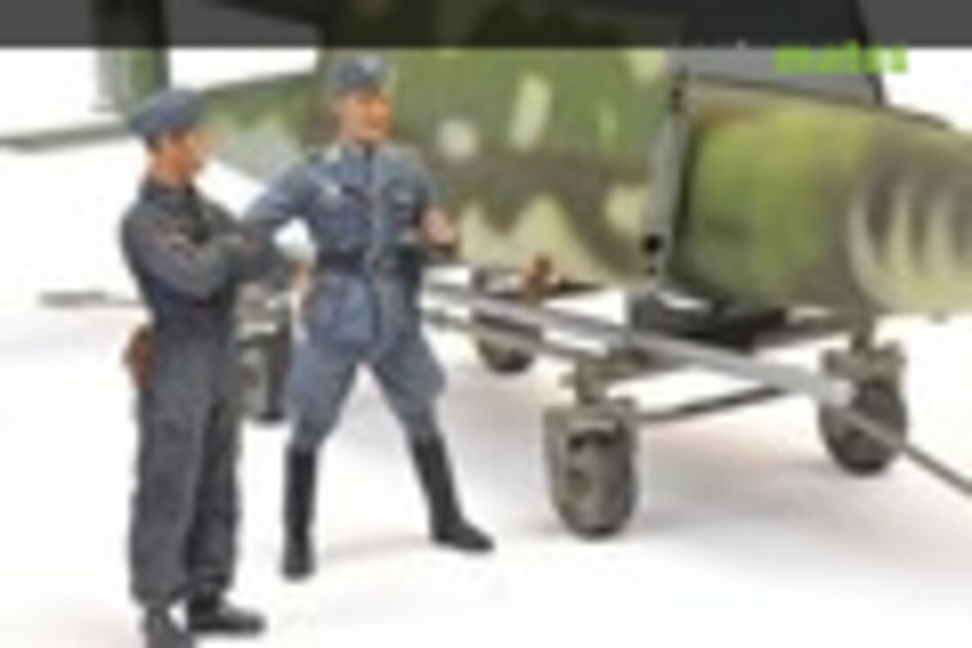 Luftwaffe Officer & Mechanic 1:32