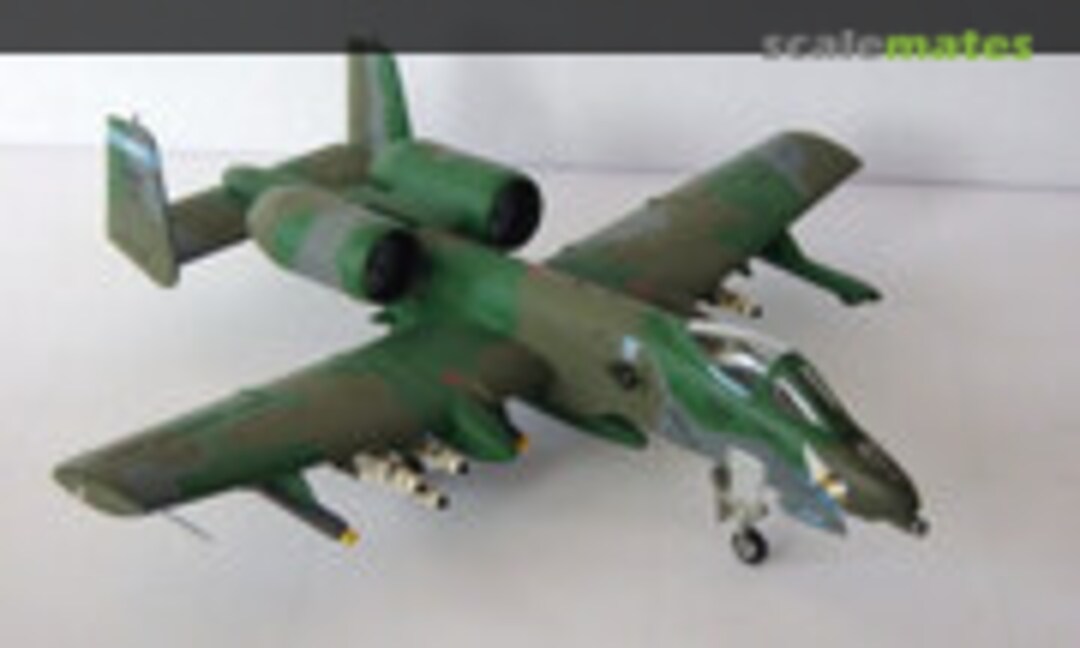 Republic A-10A Thunderbolt II 1:72