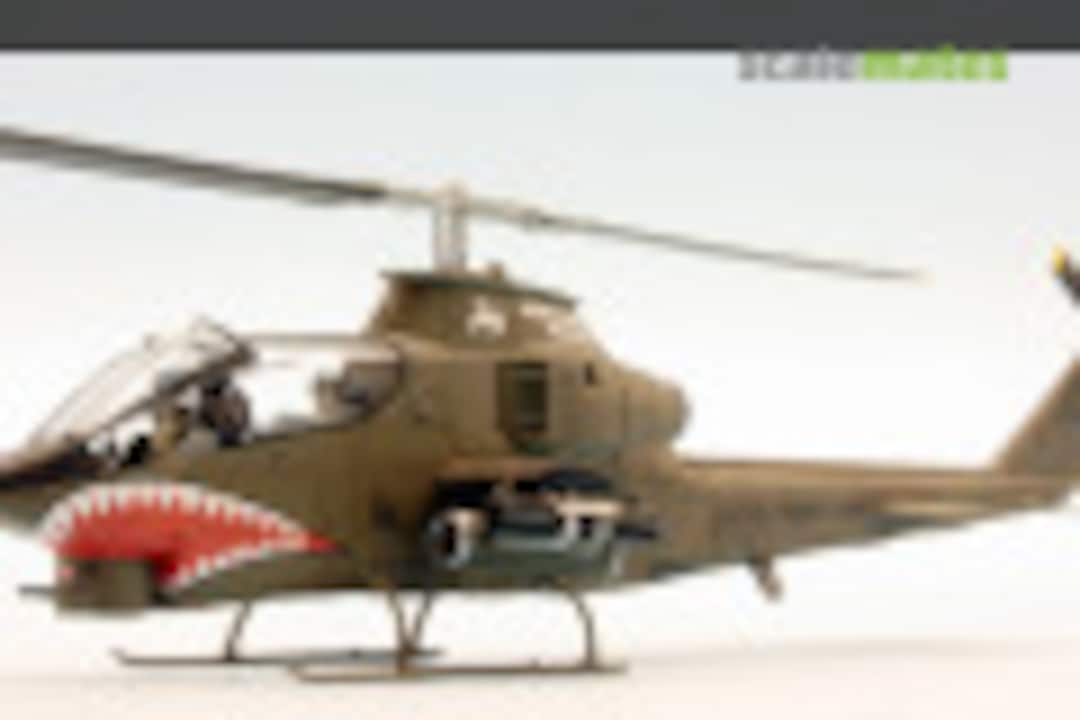 AH-1G Huey Cobra 1:72