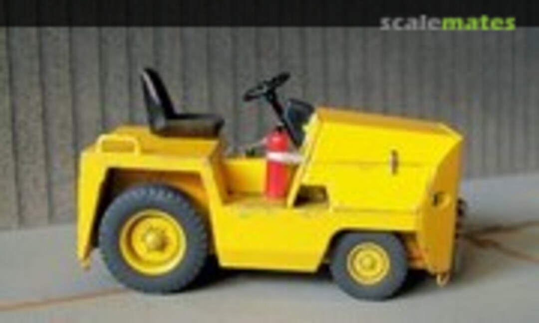 Tow Tractor 1:48