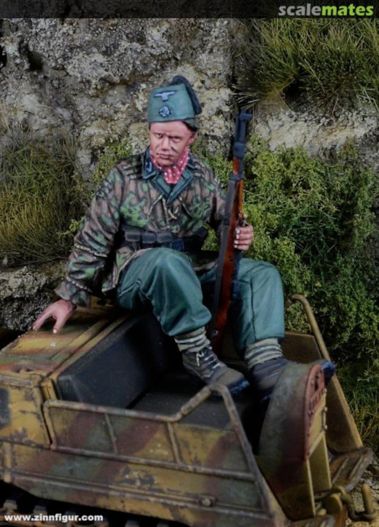 Boxart SS Handschar Mountain Div. Kettenkrad Rider #1 35288 D-Day Miniature Studio Boxart SS Handschar Mountain Div. Kettenkrad Rider #1 35288 D-Day Miniature Studio