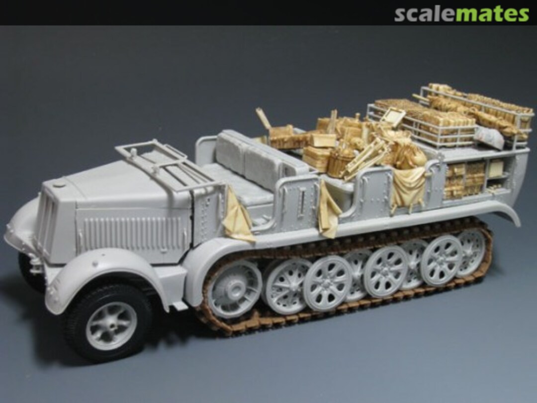 Boxart Sd. Kfz.7 Stowage Set AD35057 Adler Boxart Sd. Kfz.7 Stowage Set AD35057 Adler