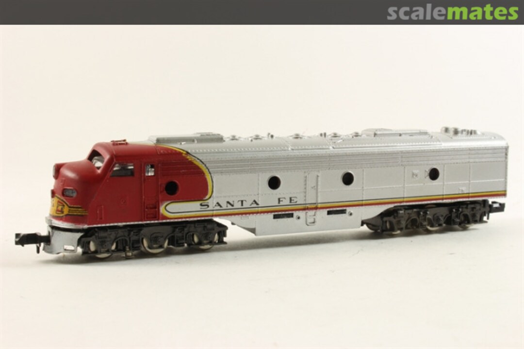 Boxart EMD E8A Santa Fe war bonnet 2101 Atlas
