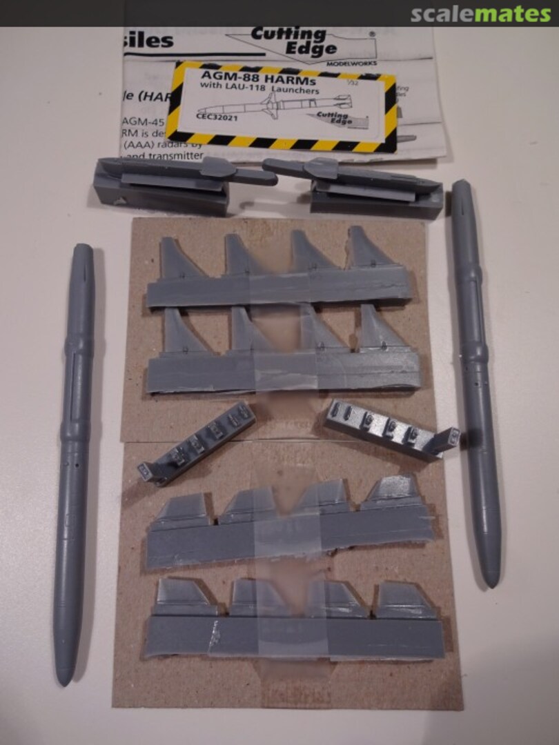 Boxart AGM-88 HARM Missiles CEC32021 Cutting Edge Modelworks Boxart AGM-88 HARM Missiles CEC32021 Cutting Edge Modelworks