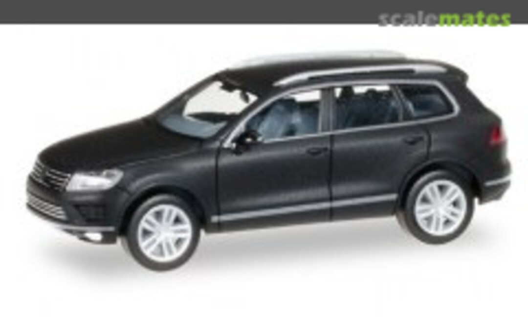 VW Touareg, matt black with chromed rims (Herpa 027670)