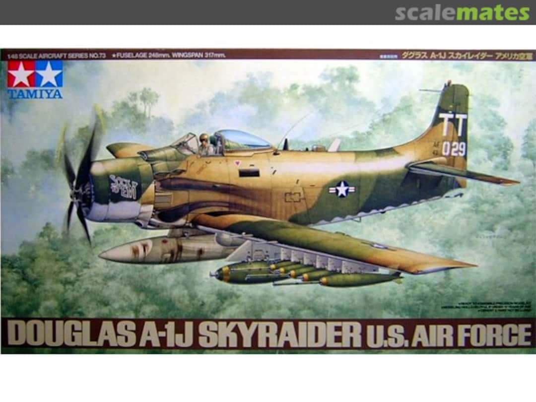 Tamiya 61073 1//48 Scale Model Aircraft Kit U.S.Air Force Douglas A-1J Skyraider