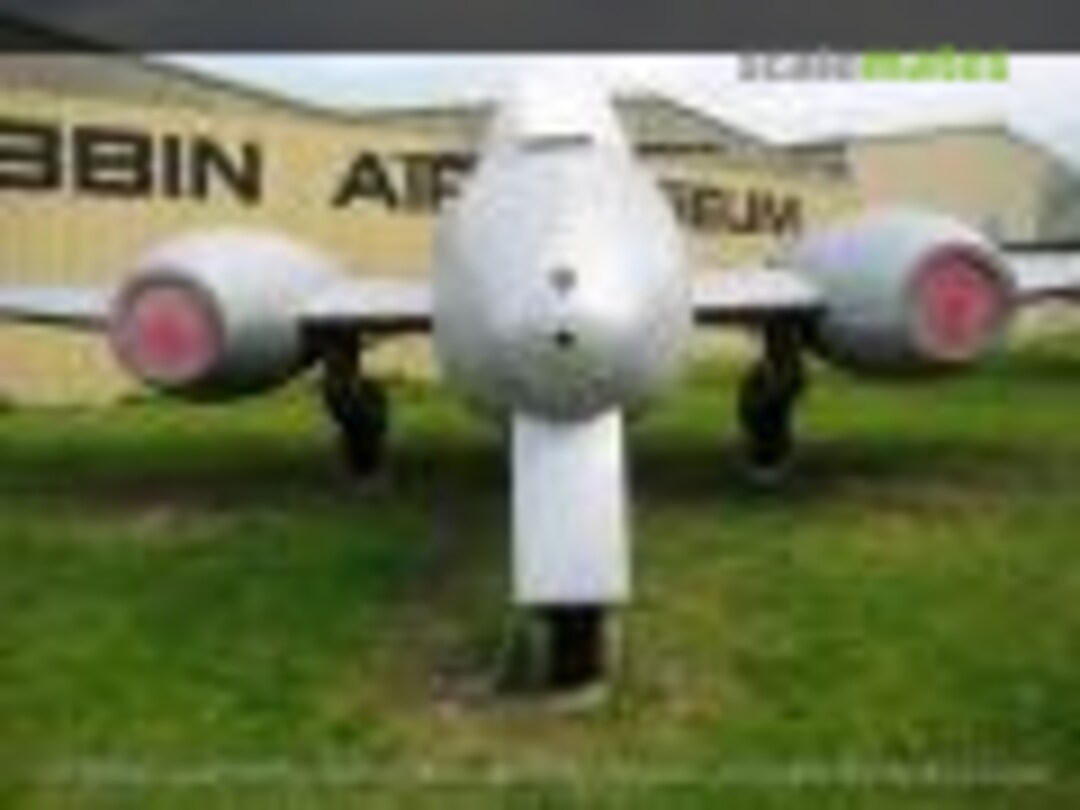 Gloster Meteor T Mk.7