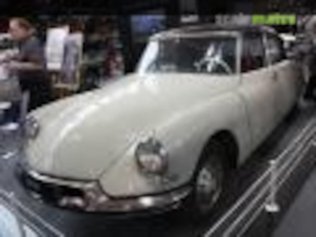 Citroen DS 19