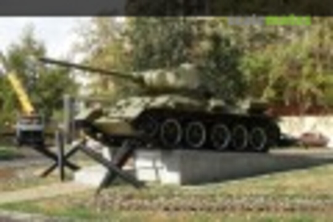 T-34/85 UVZ (108) Scalenews